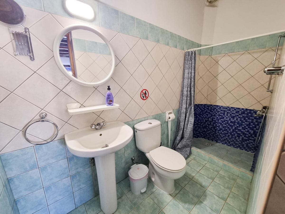Athena'S Pool Oasis Apartment Skarinou Bagian luar foto