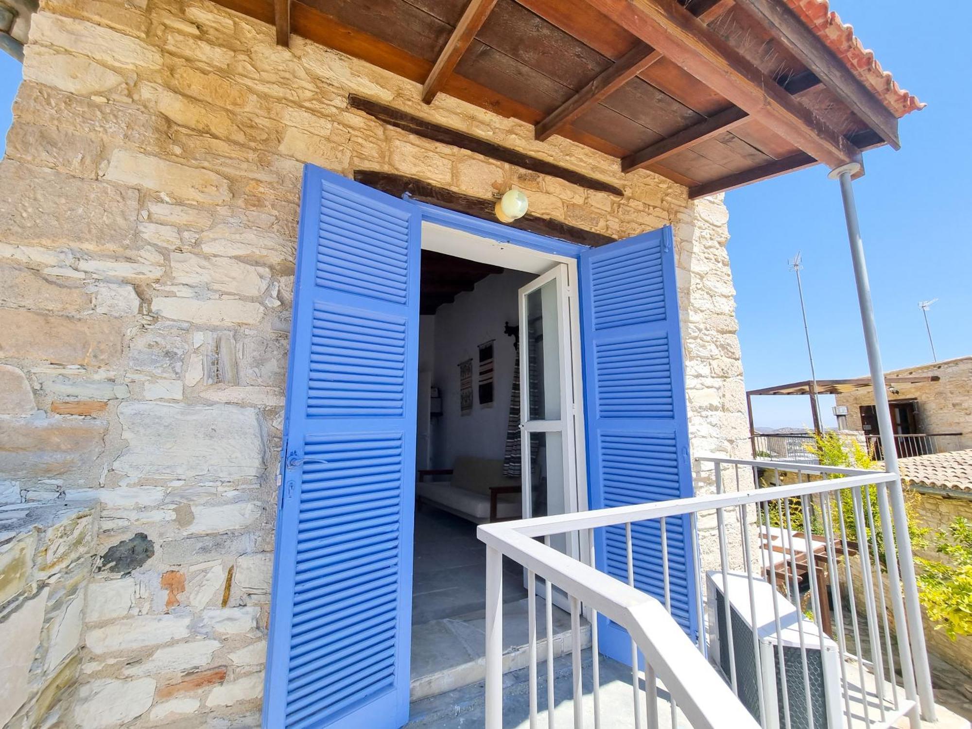 Athena'S Pool Oasis Apartment Skarinou Bagian luar foto