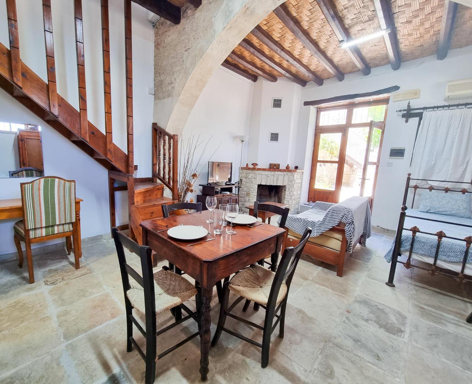 Athena'S Pool Oasis Apartment Skarinou Bagian luar foto